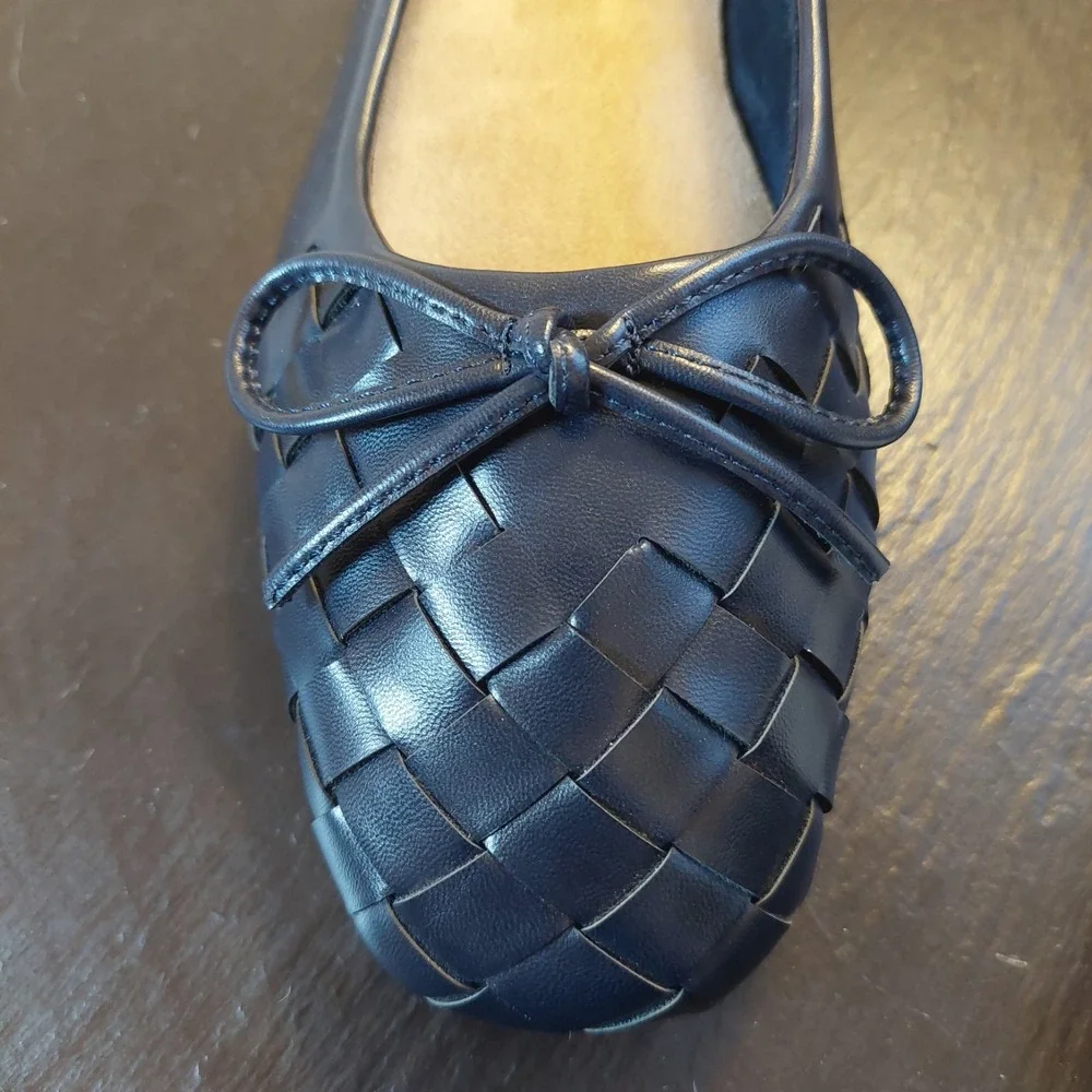 NEW! Bella Vita Women's Francie Woven Top Ballet Flat Slip-on Navy Size 9WW $90